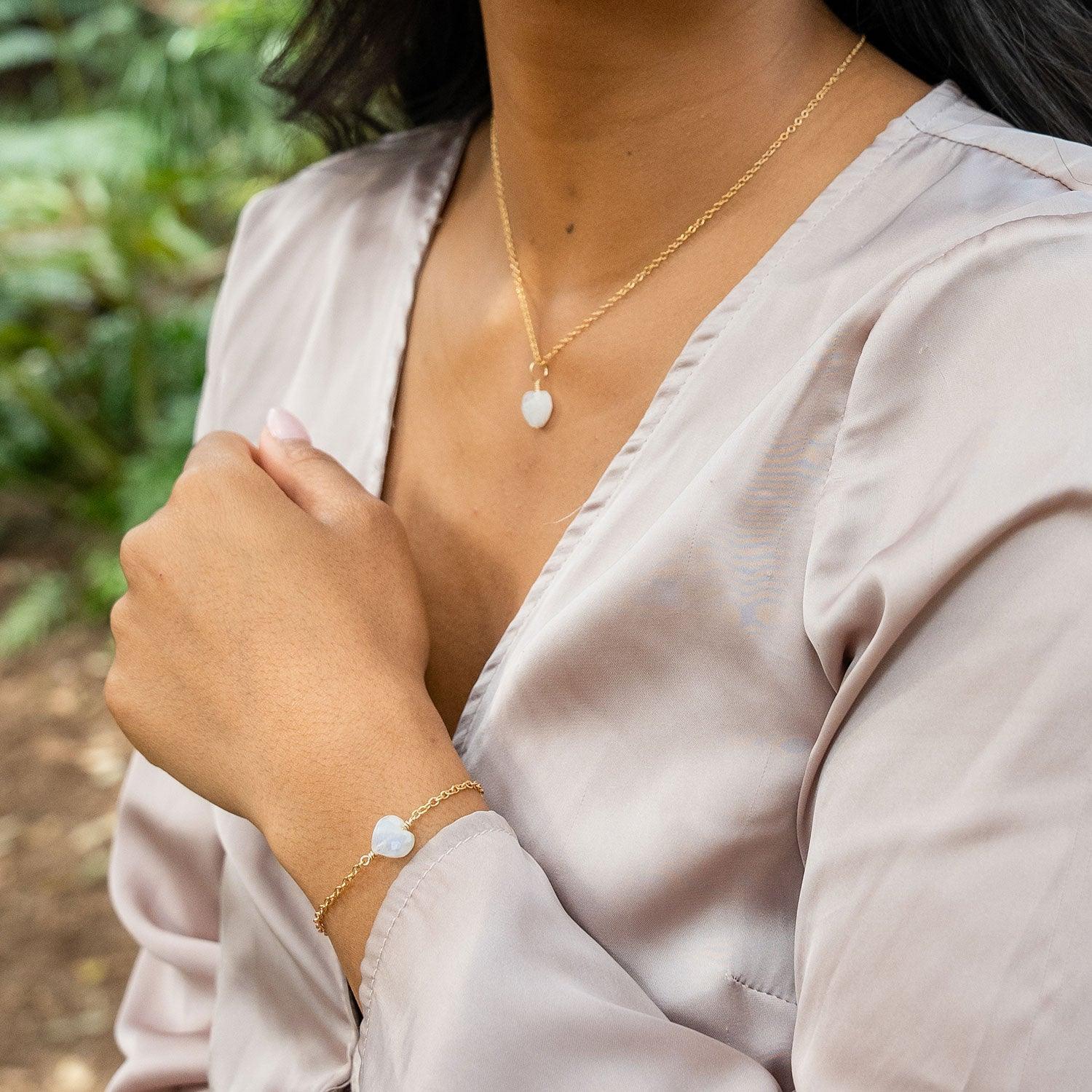 Rainbow Moonstone Crystal Heart Jewellery Set - Rainbow Moonstone Crystal Heart Jewellery Set - 14k Gold Fill / Cable / Necklace & Earrings & Bracelet - Luna Tide Handmade Crystal Jewellery