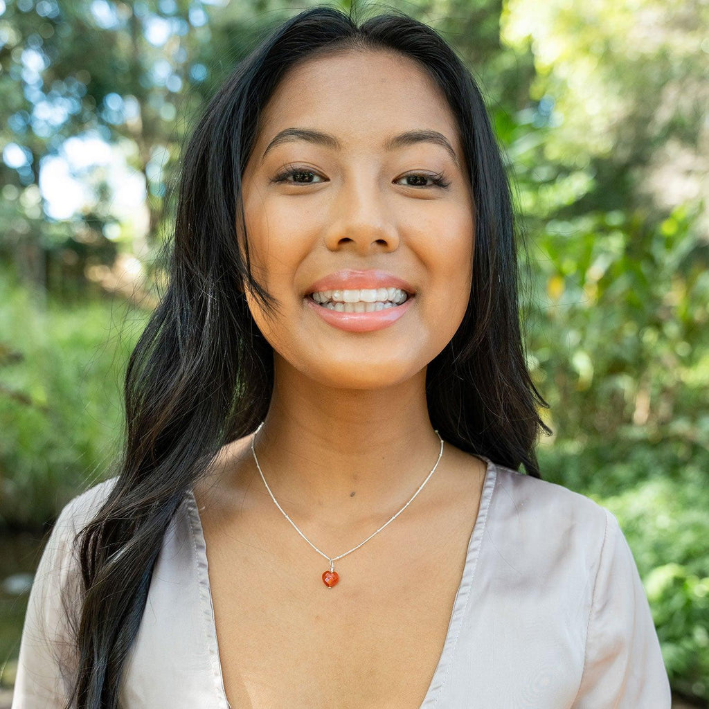 Carnelian Crystal Heart Pendant Necklace - Carnelian Crystal Heart Pendant Necklace - 14k Gold Fill / Cable - Luna Tide Handmade Crystal Jewellery