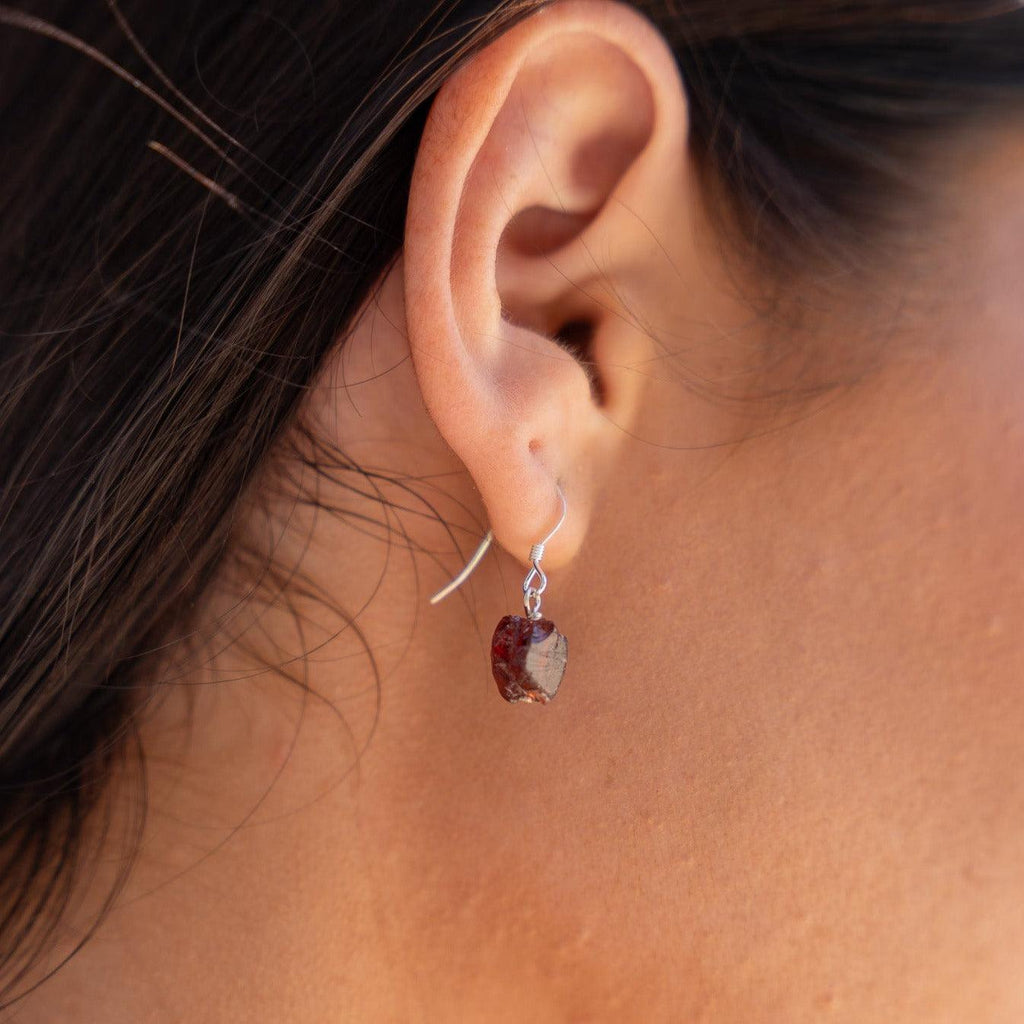 Raw Garnet Crystal Jewellery Set - Raw Garnet Crystal Jewellery Set - Sterling Silver / Cable / Necklace & Earrings & Bracelet - Luna Tide Handmade Crystal Jewellery