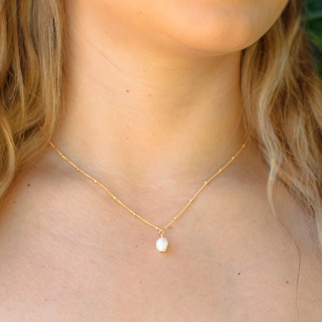 Raw White Freshwater Pearl Natural Crystal Pendant Necklace - Raw White Freshwater Pearl Natural Crystal Pendant Necklace - 14k Gold Fill / Satellite - Luna Tide Handmade Crystal Jewellery