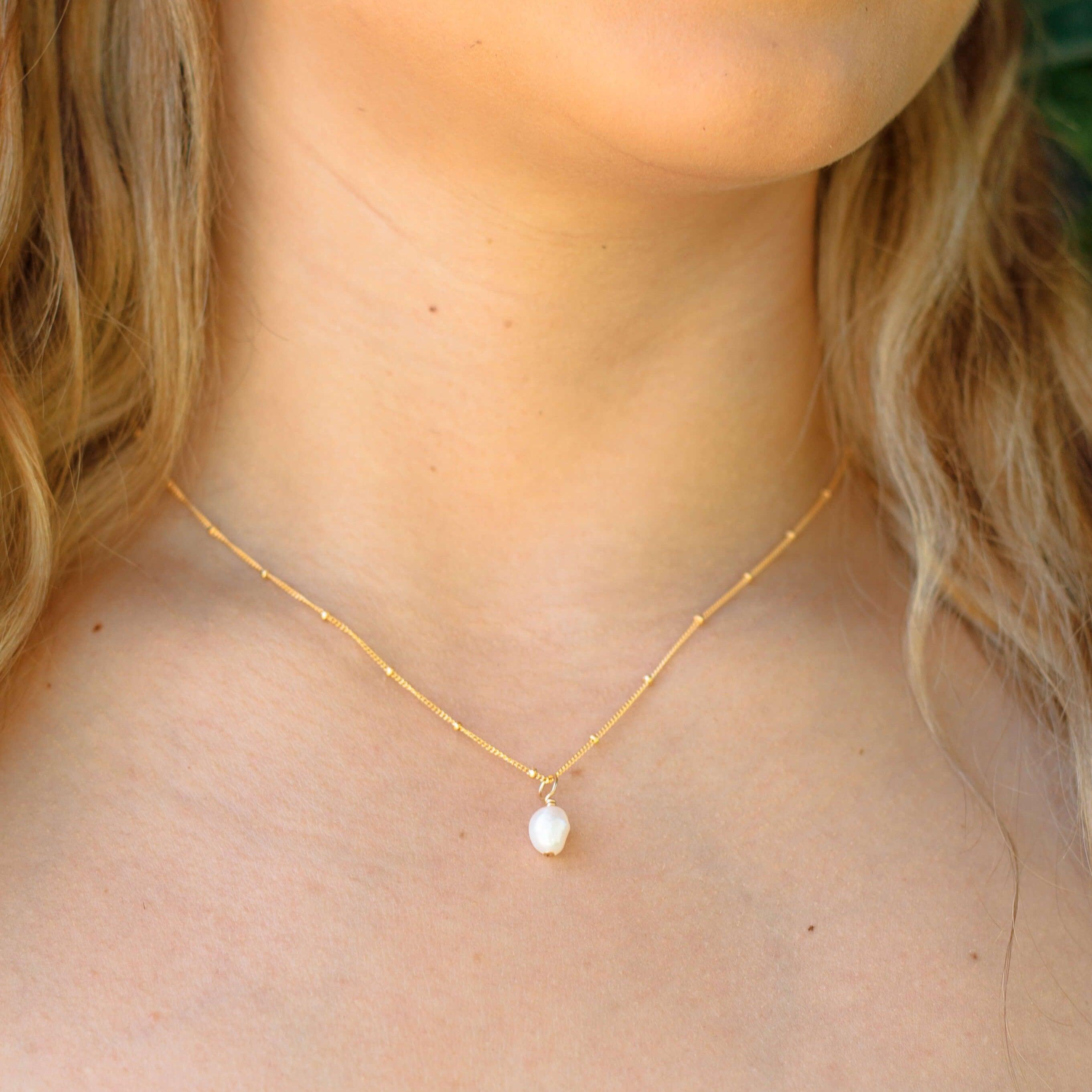 Raw White Freshwater Pearl Natural Crystal Pendant Necklace - Raw White Freshwater Pearl Natural Crystal Pendant Necklace - 14k Gold Fill / Satellite - Luna Tide Handmade Crystal Jewellery